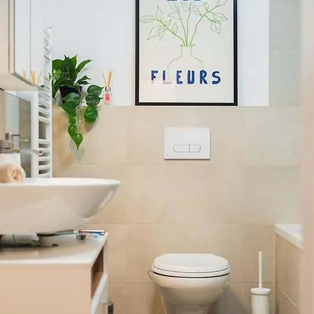 Daire Near Bts Airport Bratislava